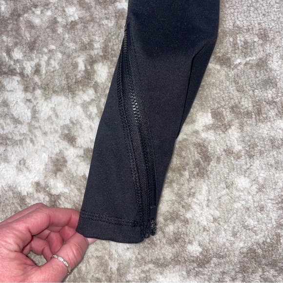 Z by Zobha black full length leggings with hip phone pockets SZ 4/6 ankle zip - Picture 8 of 10